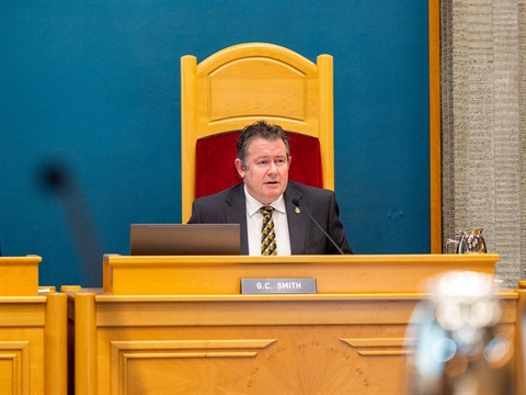 Mayor Grant Smith in Council Chamber