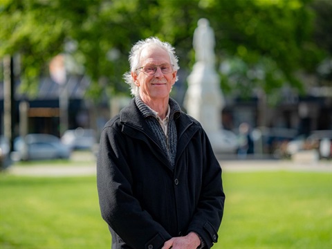 portrait photo of harvey jones